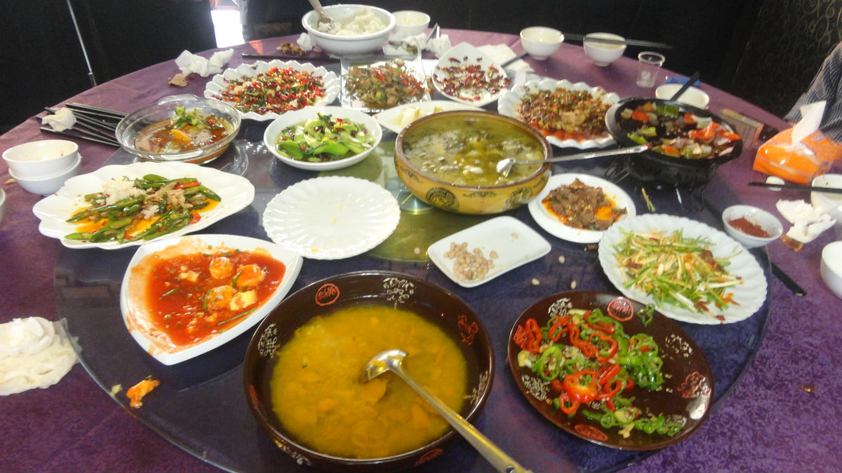 剩饭剩菜如不适当处理,就会产生甲烷!